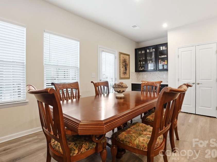 1404 May Apple Drive, Matthews, NC 28104.  MLS# CAR4363590, YatesRealty ID 12409. 