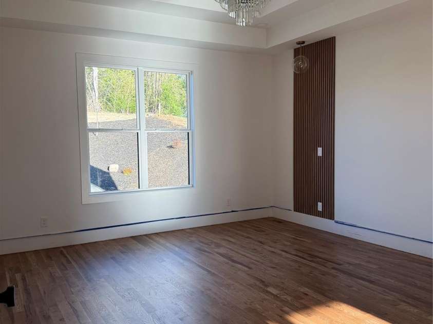 963 North Shore Drive, Hickory, NC 28601.  MLS# CAR4216047, YatesRealty ID 12409. 