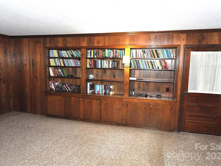 752 Cedar Lane, Chester, SC 29706.  MLS# CAR4329829, YatesRealty ID 1241. 