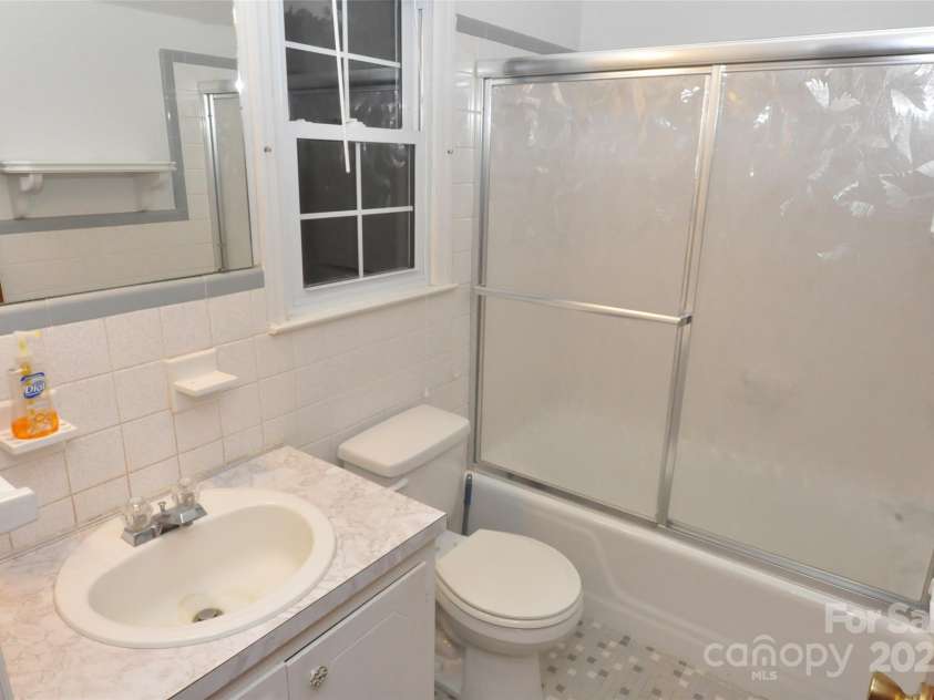 752 Cedar Lane, Chester, SC 29706.  MLS# CAR4329829, YatesRealty ID 1241. 