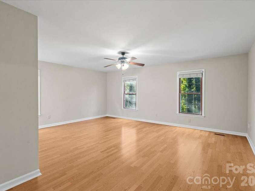 1061 Fairway Drive, Kannapolis, NC 28081.  MLS# CAR4319984, YatesRealty ID 12410. Primary Bedroom