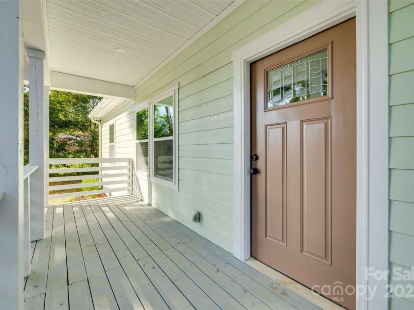 155 Williams Street, York, SC 29745.  MLS# CAR4301701, YatesRealty ID 12411. 