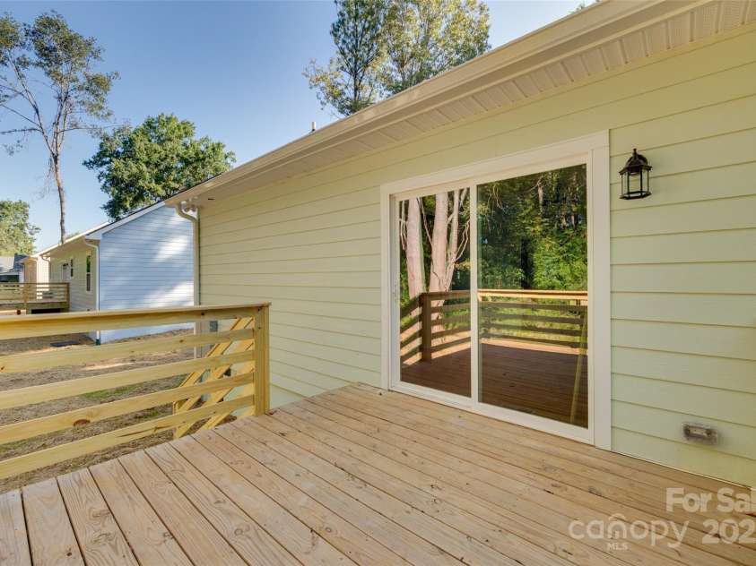 155 Williams Street, York, SC 29745.  MLS# CAR4301701, YatesRealty ID 12411. 
