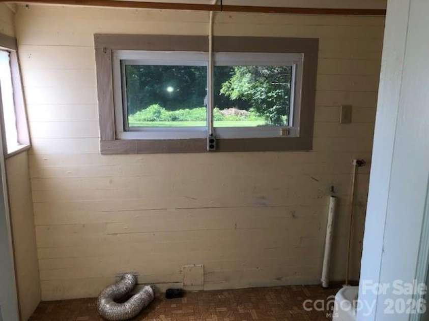 2251 Bristol Road, Statesville, NC 28677.  MLS# CAR4361482, YatesRealty ID 12413. 