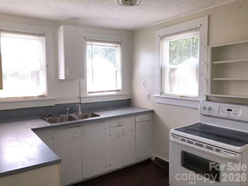 2251 Bristol Road, Statesville, NC 28677.  MLS# CAR4361482, YatesRealty ID 12413. 