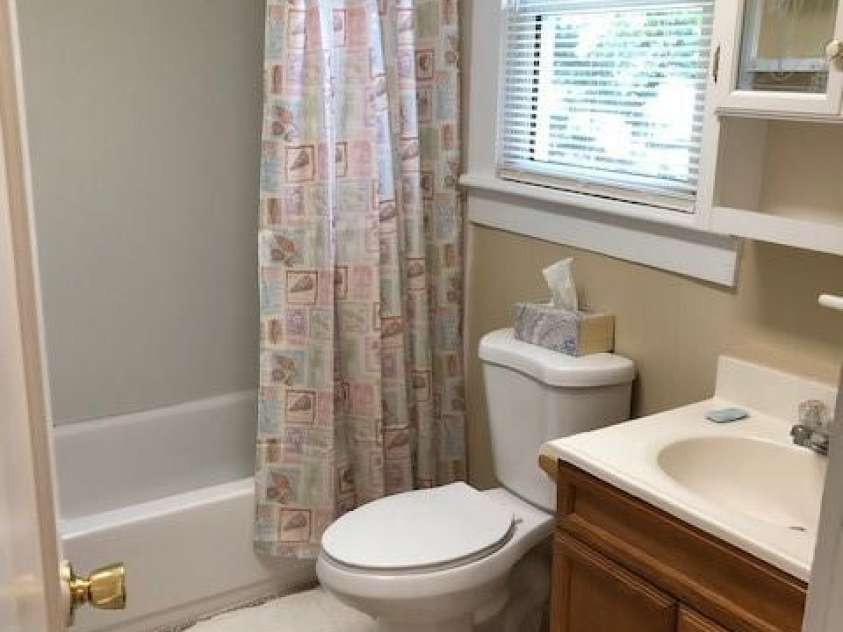 2251 Bristol Road, Statesville, NC 28677.  MLS# CAR4361482, YatesRealty ID 12413. 