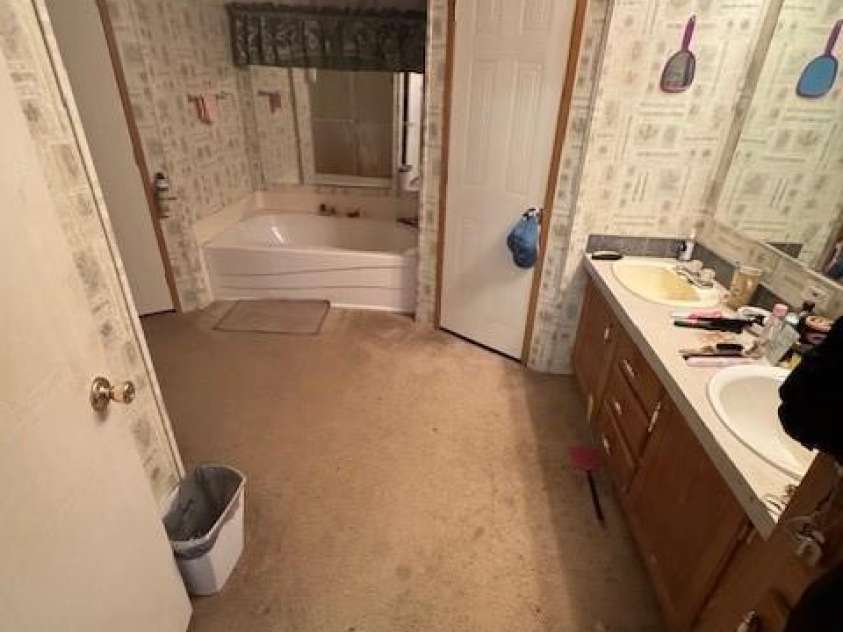 197 Cason Mclaurin Road, Morven, NC 28119.  MLS# CAR4255203, YatesRealty ID 12414. 