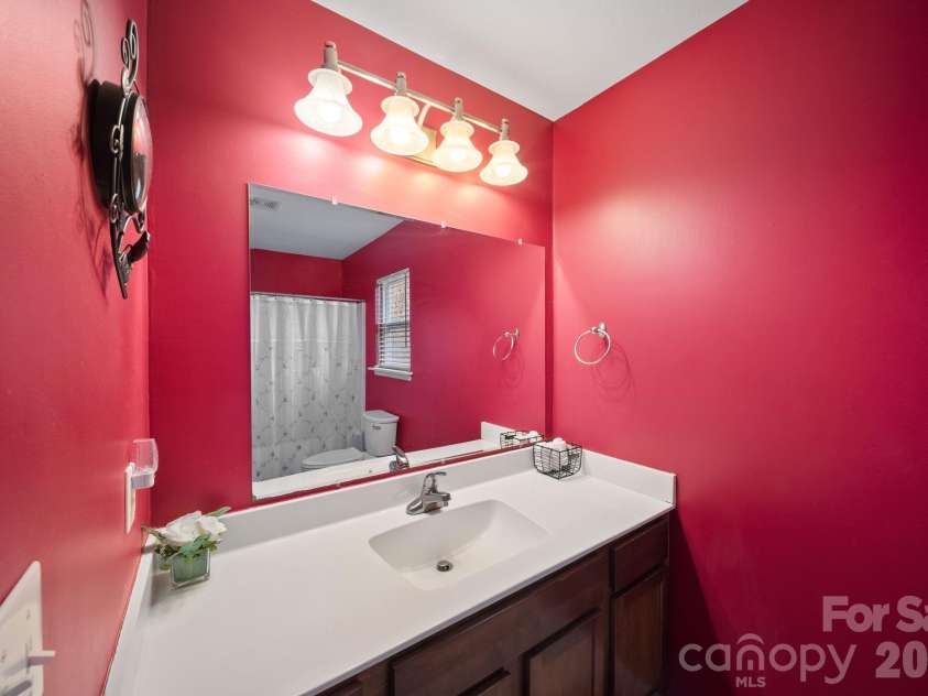 76 Hershel Lane, Swannanoa, NC 28778.  MLS# CAR4342479, YatesRealty ID 12414. 