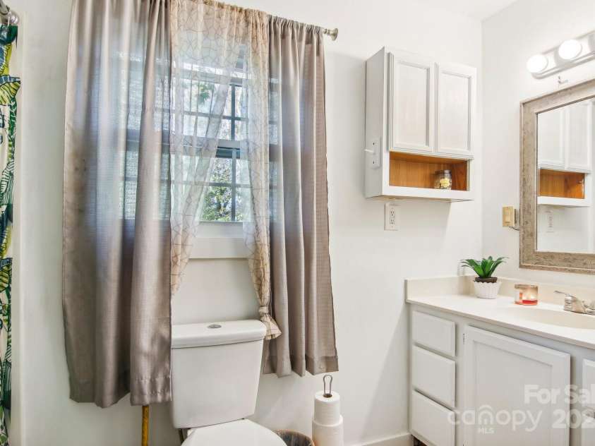 105 Big Bear Drive, Pisgah Forest, NC 28768.  MLS# CAR4192035, YatesRealty ID 12415. 