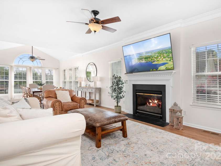 220 Chandeleur Drive, Mooresville, NC 28117.  MLS# CAR4246311, YatesRealty ID 12416. 