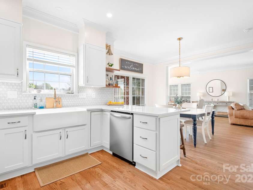 220 Chandeleur Drive, Mooresville, NC 28117.  MLS# CAR4246311, YatesRealty ID 12416. 