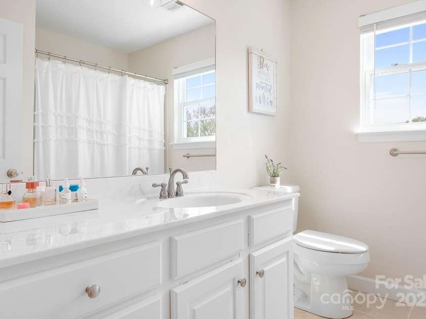 220 Chandeleur Drive, Mooresville, NC 28117.  MLS# CAR4246311, YatesRealty ID 12416. 