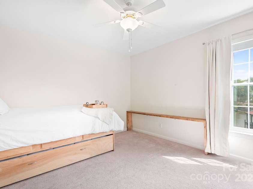 220 Chandeleur Drive, Mooresville, NC 28117.  MLS# CAR4246311, YatesRealty ID 12416. 