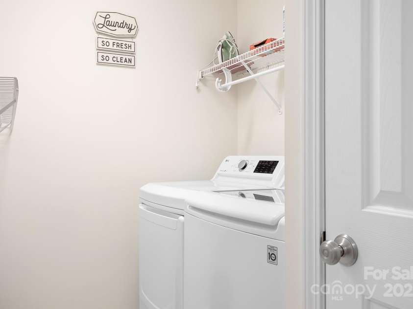 220 Chandeleur Drive, Mooresville, NC 28117.  MLS# CAR4246311, YatesRealty ID 12416. 