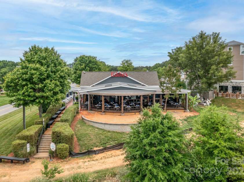 220 Chandeleur Drive, Mooresville, NC 28117.  MLS# CAR4246311, YatesRealty ID 12416. 