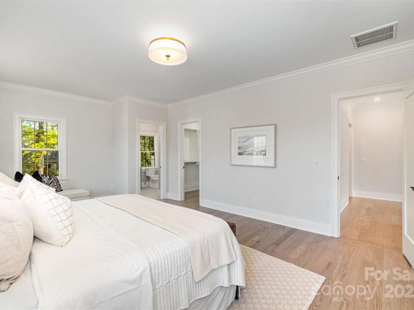 4021 Nettie Court, Charlotte, NC 28211.  MLS# CAR4250089, YatesRealty ID 12418. Bedroom - For Representation