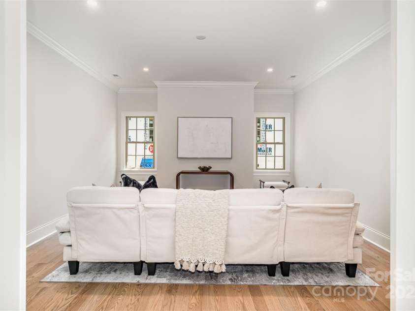 4021 Nettie Court, Charlotte, NC 28211.  MLS# CAR4250089, YatesRealty ID 12418. Media Room - For Representation