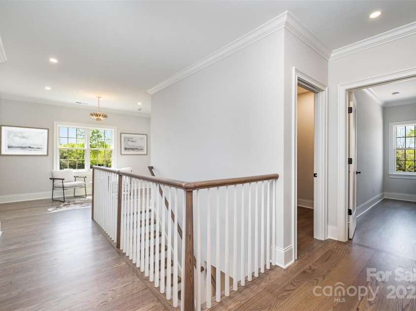 4021 Nettie Court, Charlotte, NC 28211.  MLS# CAR4250089, YatesRealty ID 12418. Top of Stiars - For Representation