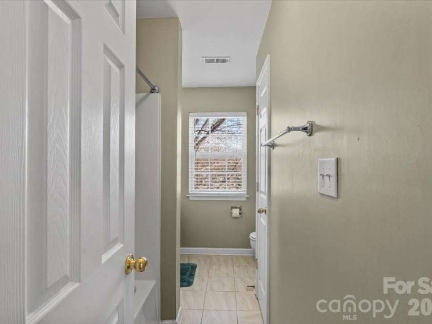 3325 Braden Drive, Charlotte, NC 28216.  MLS# CAR4344150, YatesRealty ID 12420. 