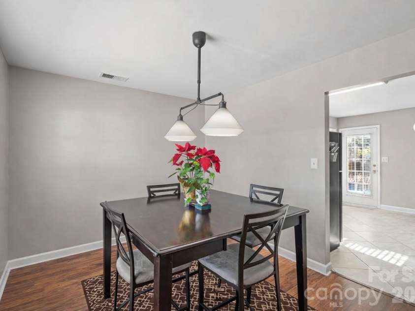 3325 Braden Drive, Charlotte, NC 28216.  MLS# CAR4344150, YatesRealty ID 12420. 