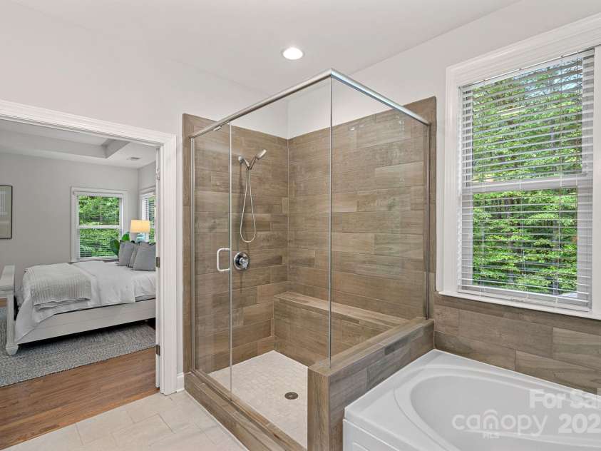 6171 Willow Farm Drive, Denver, NC 28037.  MLS# CAR4256114, YatesRealty ID 12420. 