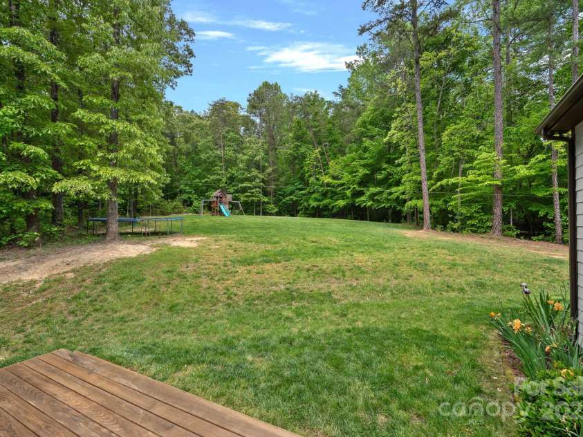 6171 Willow Farm Drive, Denver, NC 28037.  MLS# CAR4256114, YatesRealty ID 12420. 