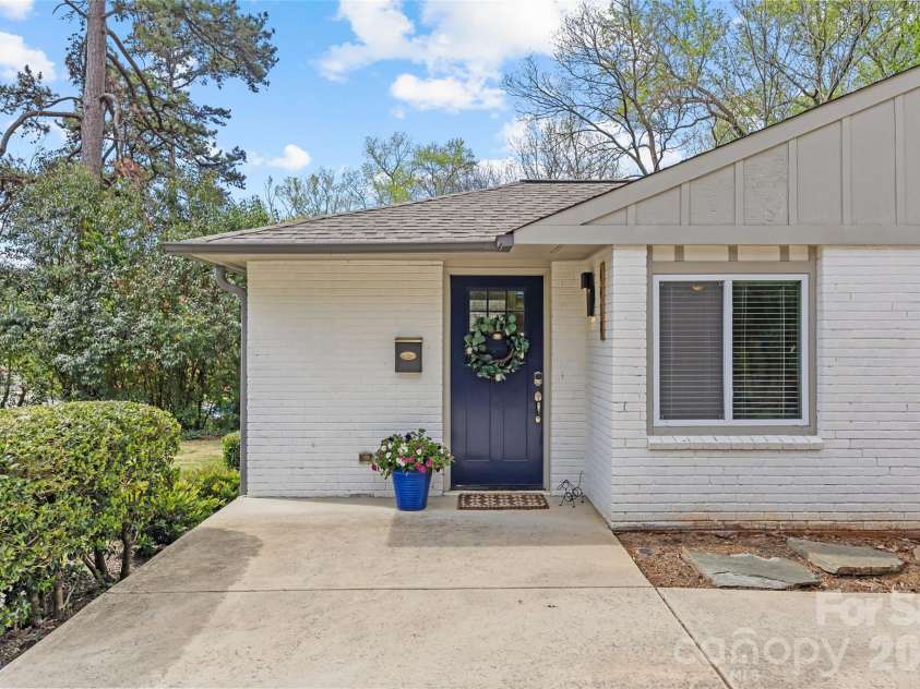 4418 Murrayhill Road, Charlotte, NC 28209.  MLS# CAR4361770, YatesRealty ID 12423. 