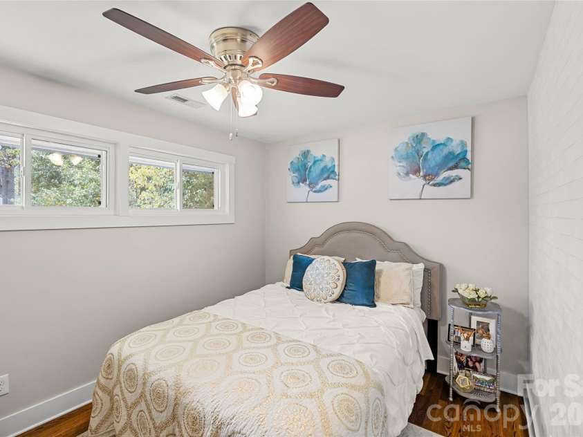 4418 Murrayhill Road, Charlotte, NC 28209.  MLS# CAR4361770, YatesRealty ID 12423. 