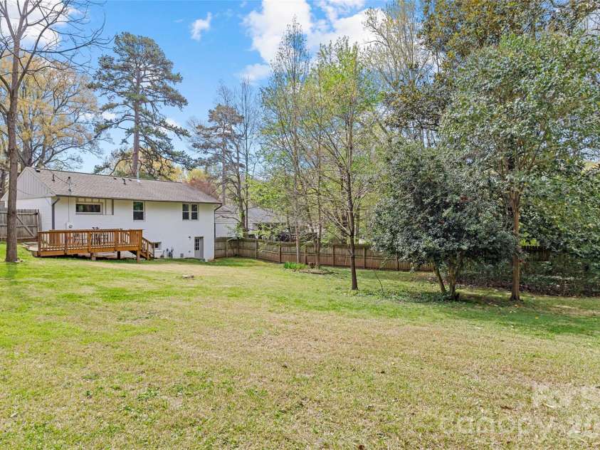 4418 Murrayhill Road, Charlotte, NC 28209.  MLS# CAR4361770, YatesRealty ID 12423. 