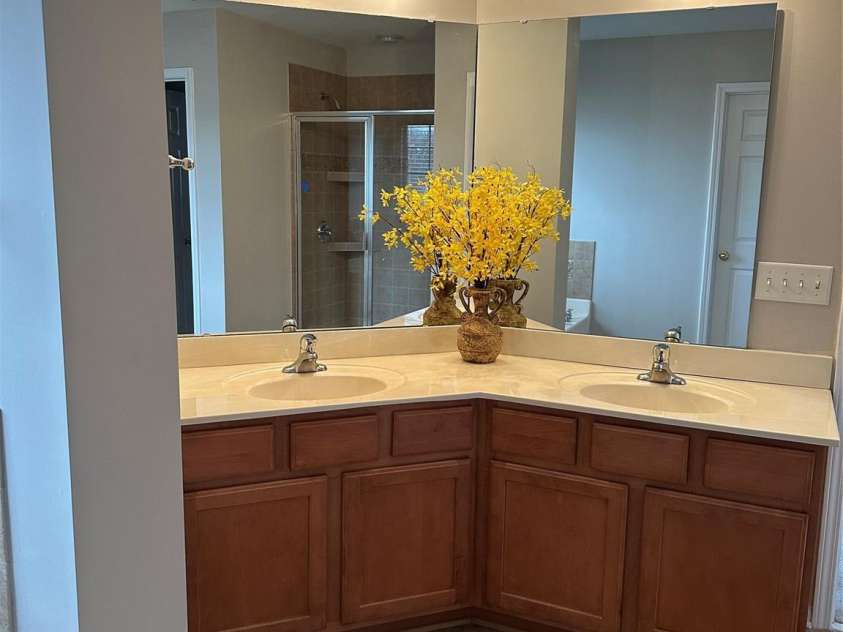 8833 Goldfields Drive, Charlotte, NC 28227.  MLS# CAR4225237, YatesRealty ID 12423. 