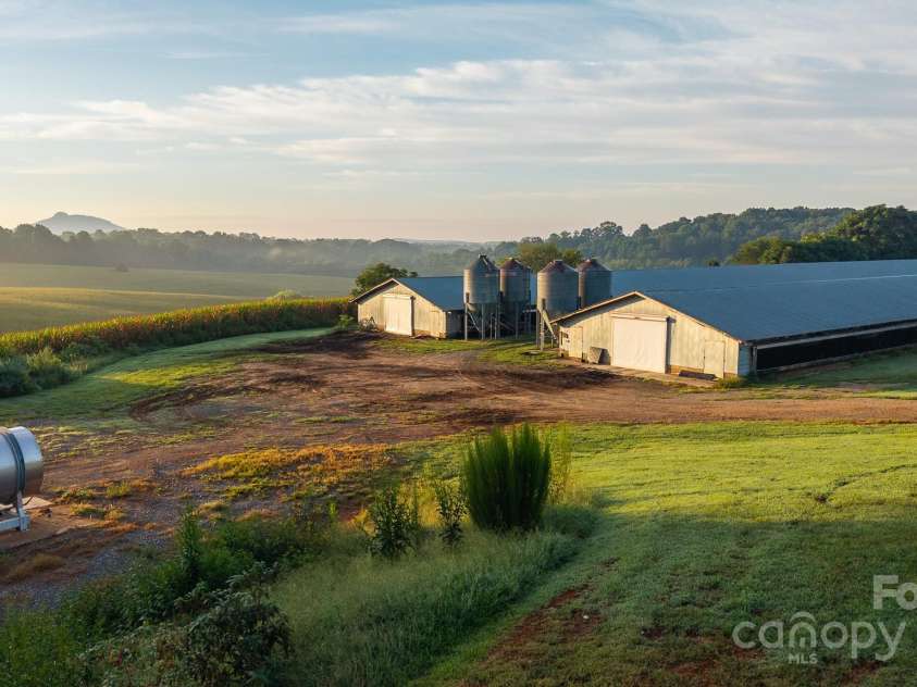 167 Buck Hollow Trail, Ararat, NC 27007.  MLS# CAR4295115, YatesRealty ID 12424. 