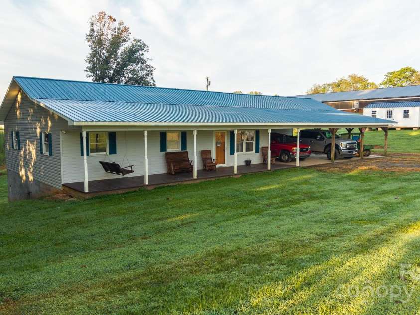 167 Buck Hollow Trail, Ararat, NC 27007.  MLS# CAR4295115, YatesRealty ID 12424. 