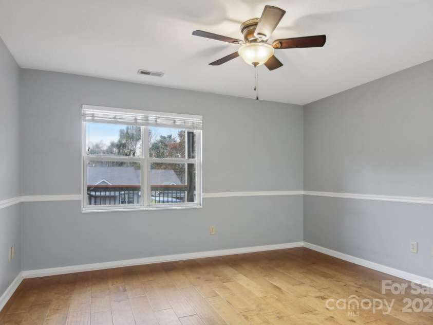 208 Carlyle Way, Asheville, NC 28803.  MLS# CAR4200608, YatesRealty ID 12424. 