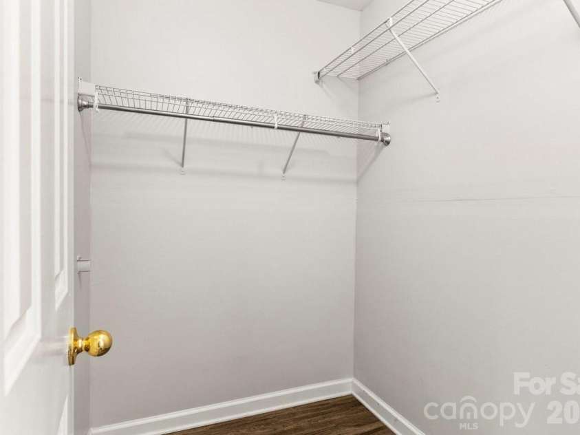 6041 Crape Myrtle Lane, Charlotte, NC 28216.  MLS# CAR4354736, YatesRealty ID 12425. Walk in primary closet