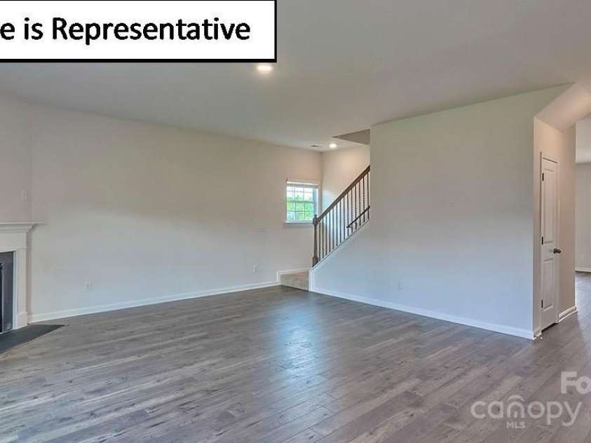 8013 Kennesaw Drive, Gastonia, NC 28056.  MLS# CAR4257772, YatesRealty ID 12425. 