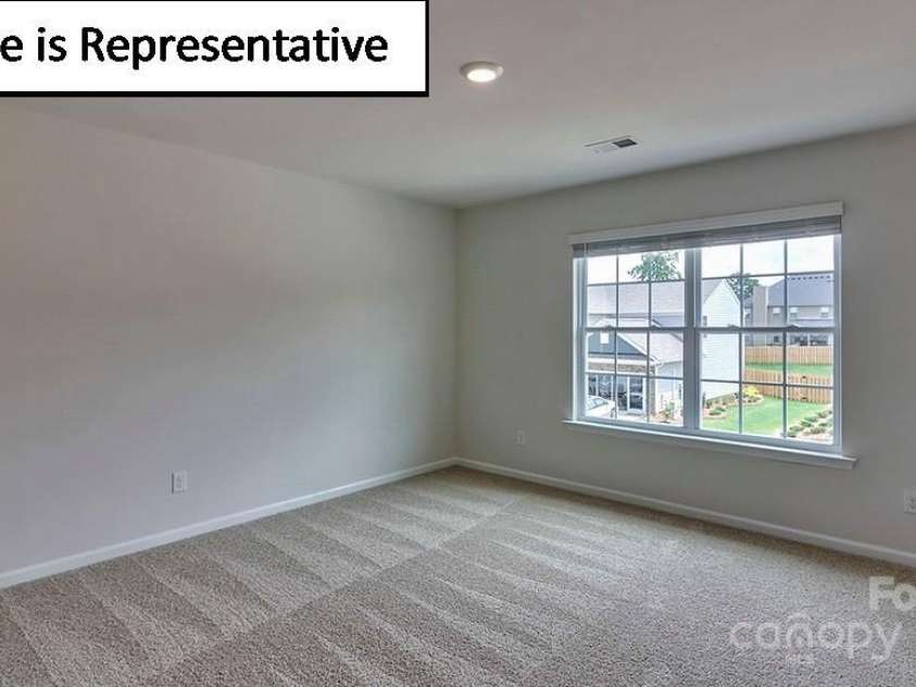 8013 Kennesaw Drive, Gastonia, NC 28056.  MLS# CAR4257772, YatesRealty ID 12425. 