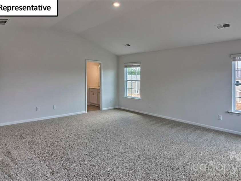 8013 Kennesaw Drive, Gastonia, NC 28056.  MLS# CAR4257772, YatesRealty ID 12425. 