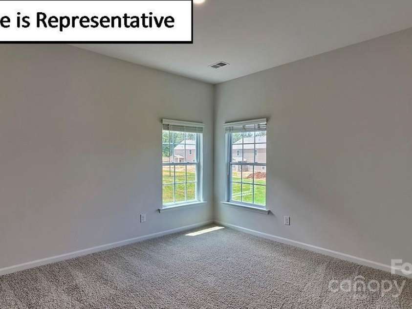 8013 Kennesaw Drive, Gastonia, NC 28056.  MLS# CAR4257772, YatesRealty ID 12425. 