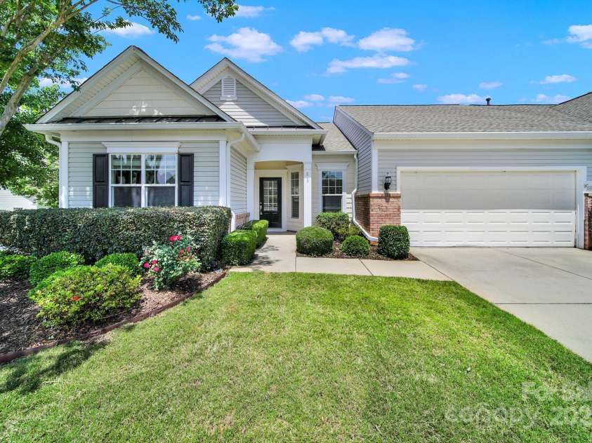 28129 Song Sparrow Lane, Fort Mill, SC 29707.  MLS# CAR4257689, YatesRealty ID 12426. 