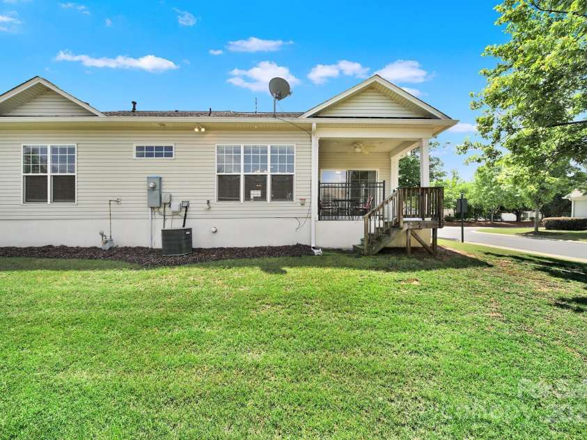 28129 Song Sparrow Lane, Fort Mill, SC 29707.  MLS# CAR4257689, YatesRealty ID 12426. 