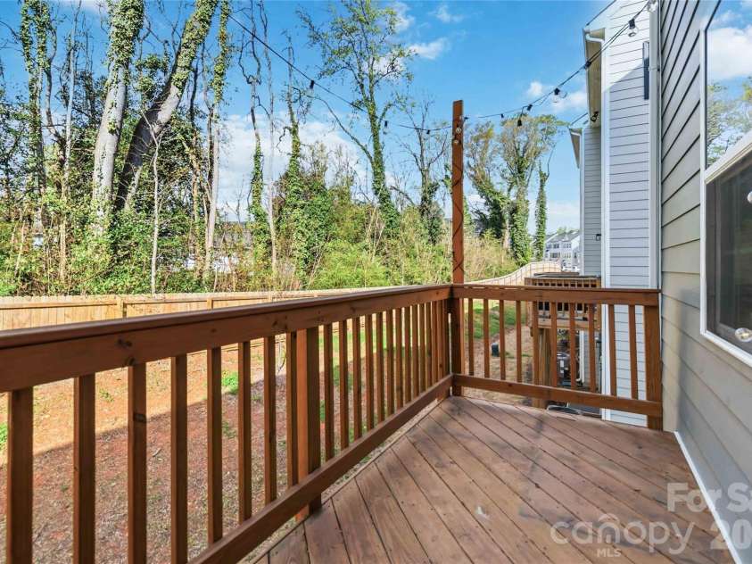 3149 Beeler Lane, Charlotte, NC 28208.  MLS# CAR4352531, YatesRealty ID 12426. Balcony