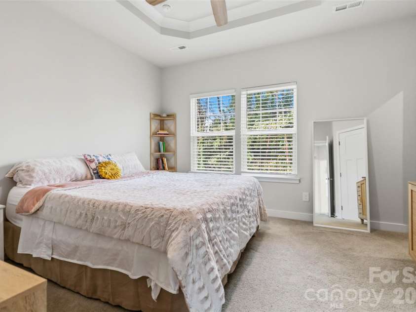 3149 Beeler Lane, Charlotte, NC 28208.  MLS# CAR4352531, YatesRealty ID 12426. Primary Bedroom