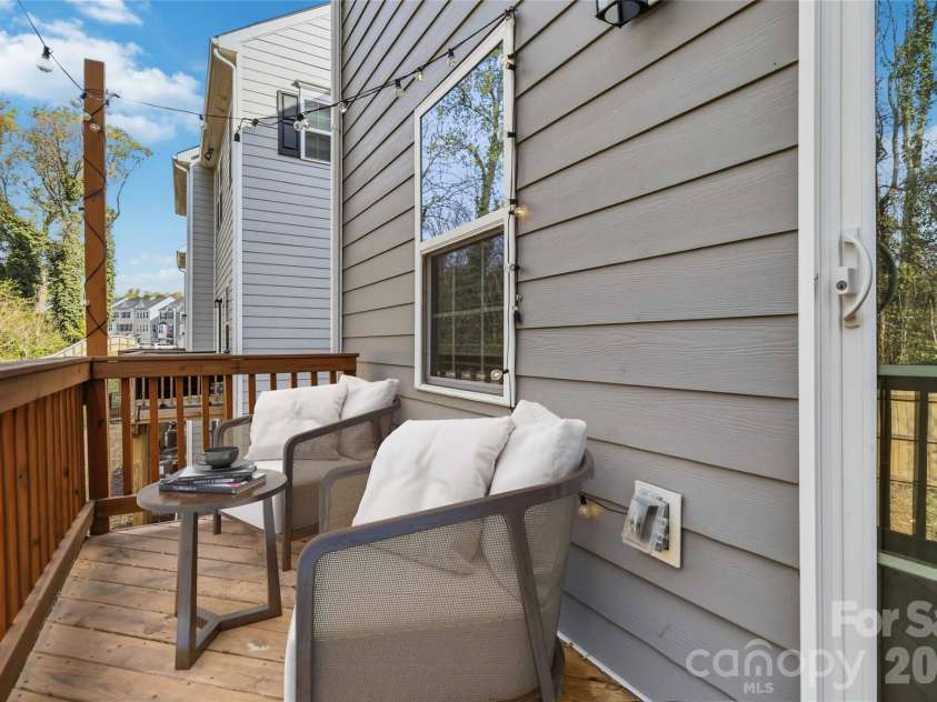3149 Beeler Lane, Charlotte, NC 28208.  MLS# CAR4352531, YatesRealty ID 12426. Virtually Staged