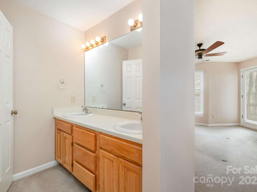 329 Northwest Drive, Davidson, NC 28036.  MLS# CAR4240938, YatesRealty ID 12428. 