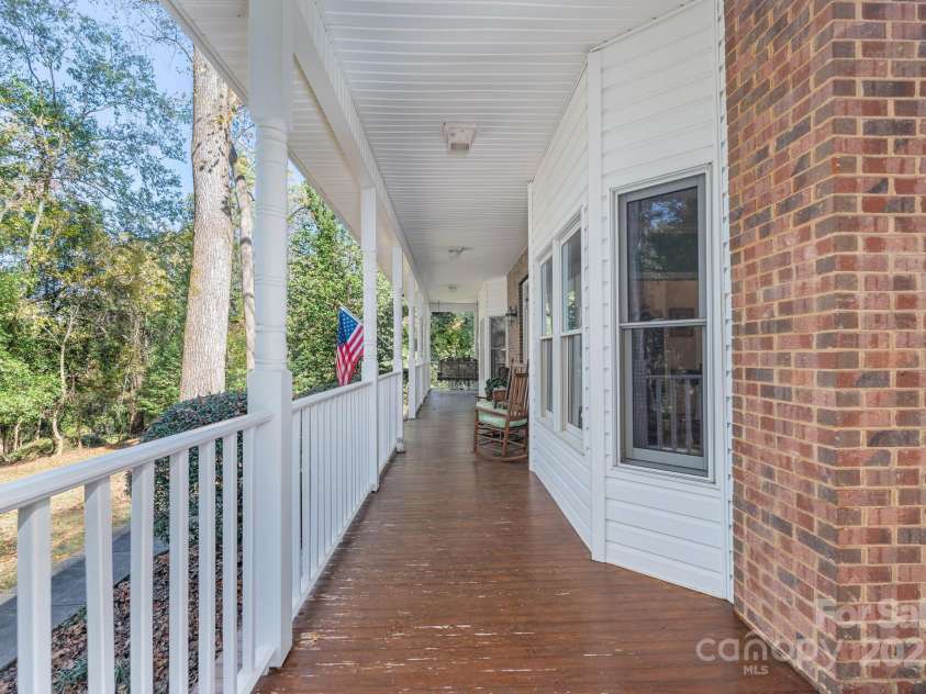 1085 Pinecrest Drive, Rock Hill, SC 29732.  MLS# CAR4313735, YatesRealty ID 12430. 