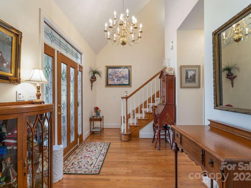 1085 Pinecrest Drive, Rock Hill, SC 29732.  MLS# CAR4313735, YatesRealty ID 12430. Entrance Way