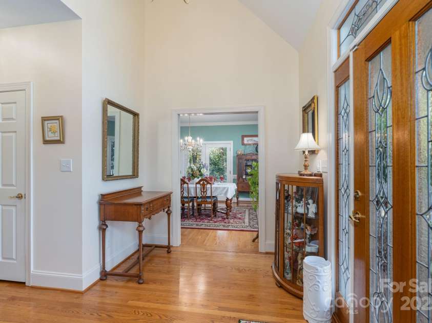 1085 Pinecrest Drive, Rock Hill, SC 29732.  MLS# CAR4313735, YatesRealty ID 12430. Entrance Way