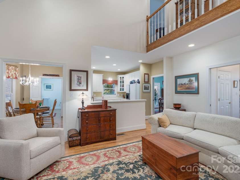 1085 Pinecrest Drive, Rock Hill, SC 29732.  MLS# CAR4313735, YatesRealty ID 12430. Family Room