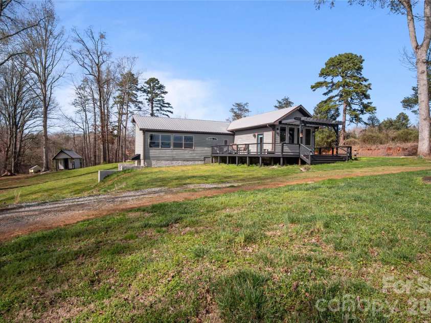 4107 Sandy Plains Road, Tryon, NC 28782.  MLS# CAR4357903, YatesRealty ID 12431. 