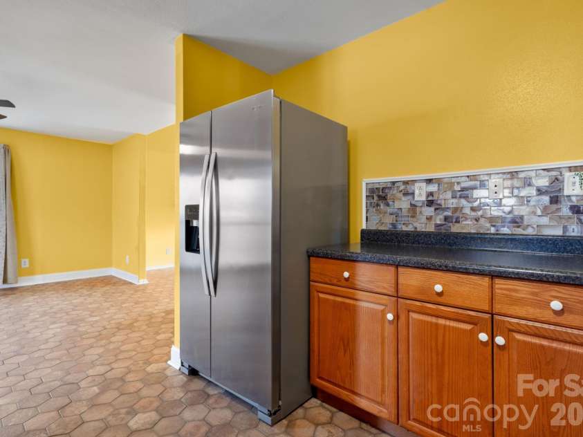 4820 Wordsworth Circle, Conover, NC 28613.  MLS# CAR4352986, YatesRealty ID 12432. 